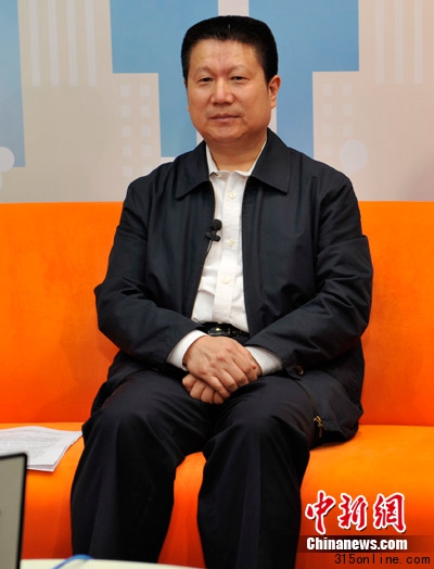中消協(xié)秘書(shū)長(zhǎng):節(jié)日消費(fèi)糾紛無(wú)論大小應(yīng)據(jù)理力爭(zhēng)